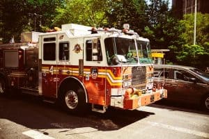 do you need a CDL to drive a firetruck?