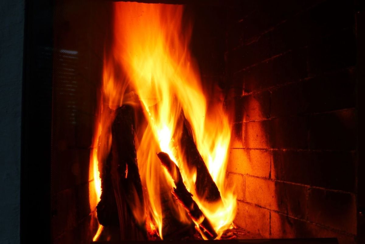 Does Fire Conduct Electricity?