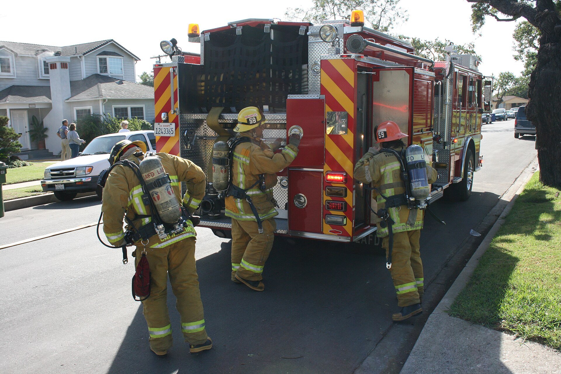 Firefighter Salary in San Antonio, TX (2026): How Much Do They Make?