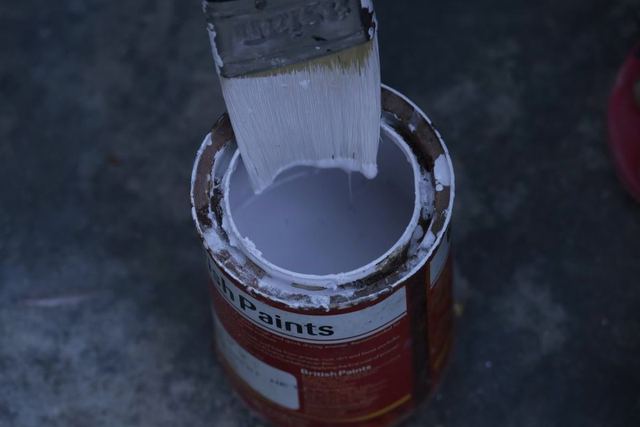 Is Paint Flammable? Oil Based vs. Water Based, Explained by a Firefighter