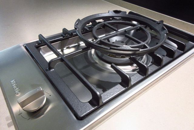 Is Baking Soda Flammable? No, It Puts Out Fires